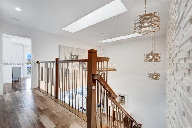 203 Ocean Dunes Cir, Jupiter, FL 33477