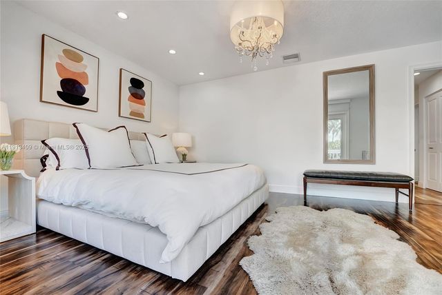 203 Ocean Dunes Cir, Jupiter, FL 33477