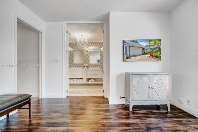 203 Ocean Dunes Cir, Jupiter, FL 33477