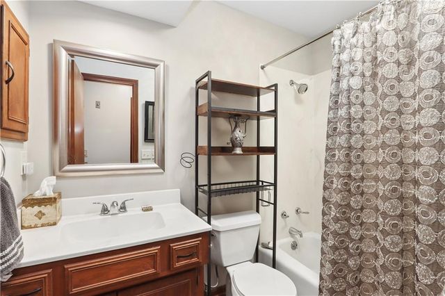 4026 N Tracy Avenue, Kansas City, MO 64116