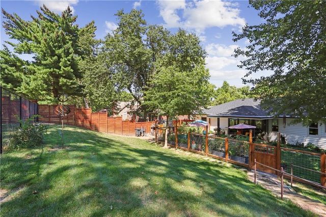 4026 N Tracy Avenue, Kansas City, MO 64116