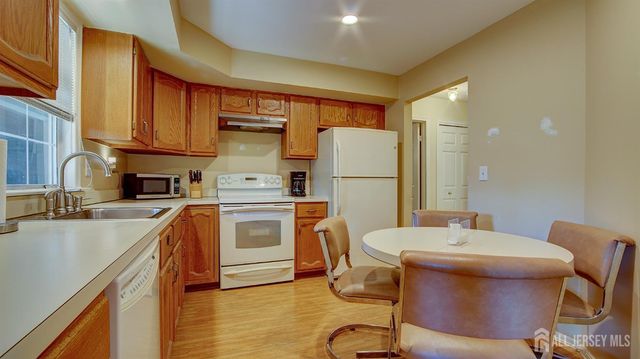 124 Concordia Circle A, Monroe, NJ 08831