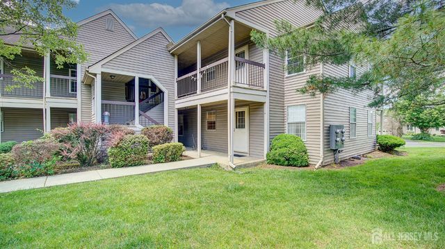 124 Concordia Circle A, Monroe, NJ 08831