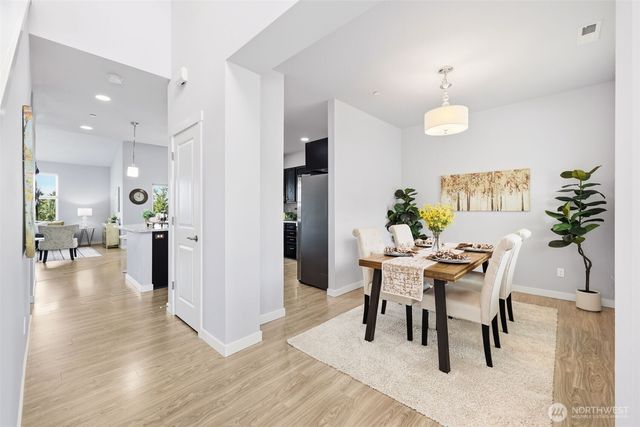 784 Freedom Court SE, Port Orchard, WA 98366