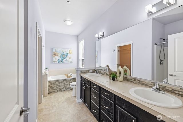 784 Freedom Court SE, Port Orchard, WA 98366