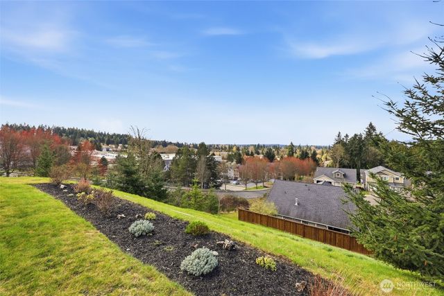 784 Freedom Court SE, Port Orchard, WA 98366