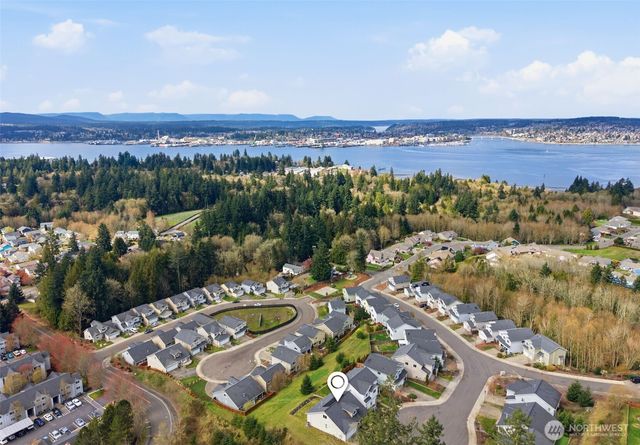 784 Freedom Court SE, Port Orchard, WA 98366