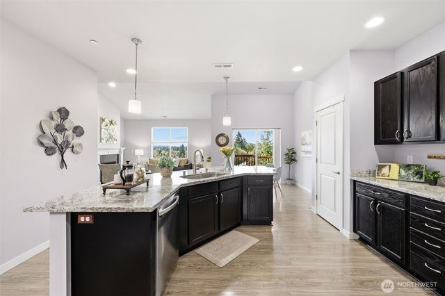 784 Freedom Court SE, Port Orchard, WA 98366