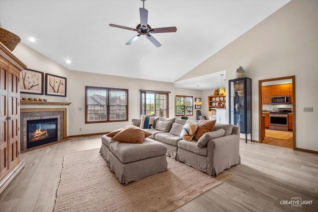 724 Emanuel Lane, Sycamore, IL 60178