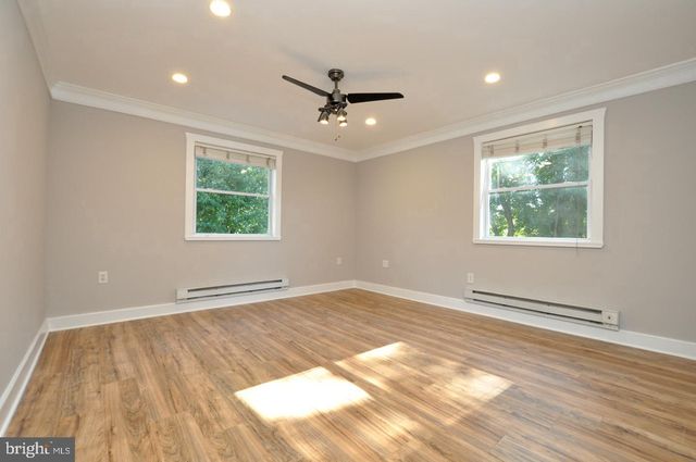 20--22 NEW ALBANY RD, Moorestown, NJ 08057