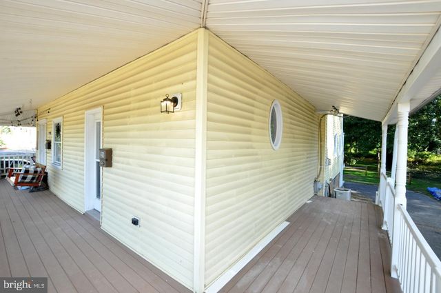 20--22 NEW ALBANY RD, Moorestown, NJ 08057