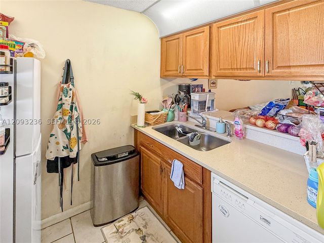 9926 Twin Lakes Dr 7-D, Coral Springs, FL 33071