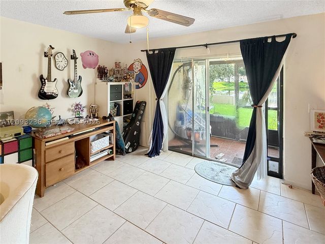 9926 Twin Lakes Dr 7-D, Coral Springs, FL 33071
