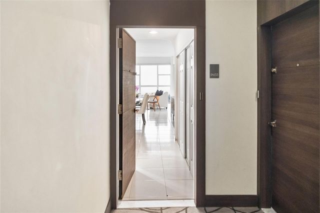 20505 E Country Club Drive Ph33, Aventura, FL 33180