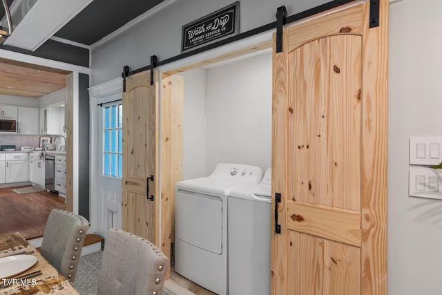 508 Woodhaven Drive, Johnson City, TN 37604