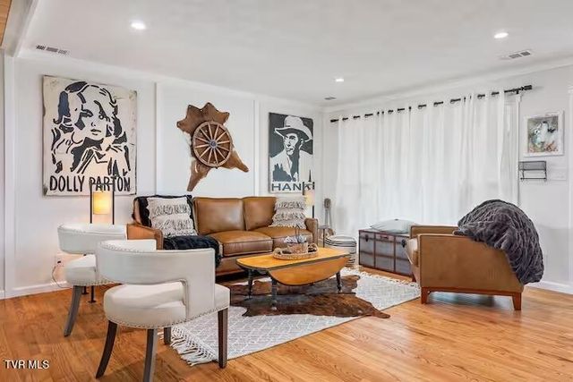 508 Woodhaven Drive, Johnson City, TN 37604