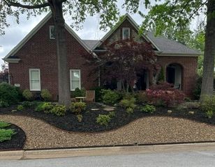 1846 Manchester Drive, Fayetteville, AR 72703