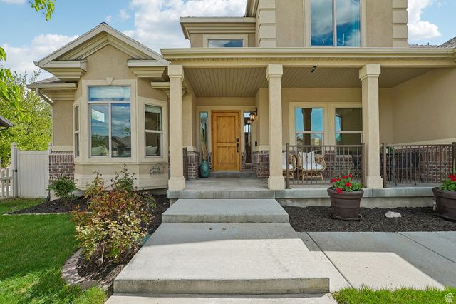 5939 W BIRCH WATER LN, West Jordan, UT 84081