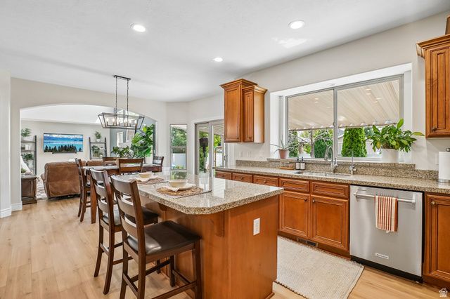 5939 W BIRCH WATER LN, West Jordan, UT 84081