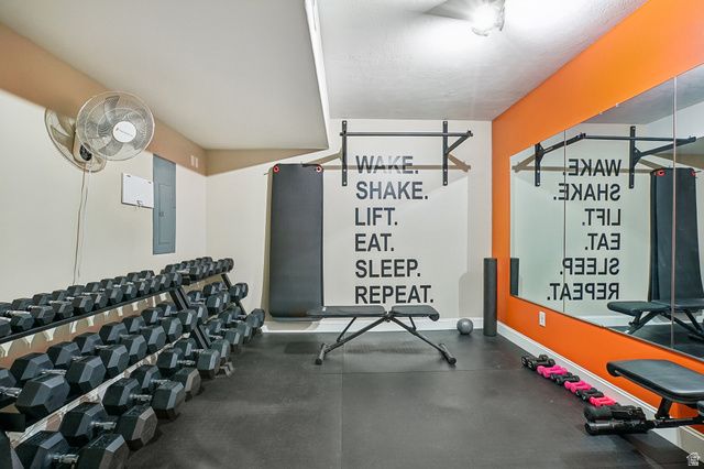 5939 W BIRCH WATER LN, West Jordan, UT 84081