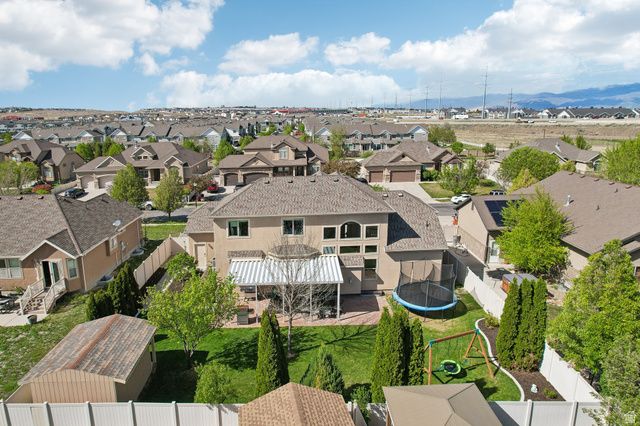 5939 W BIRCH WATER LN, West Jordan, UT 84081