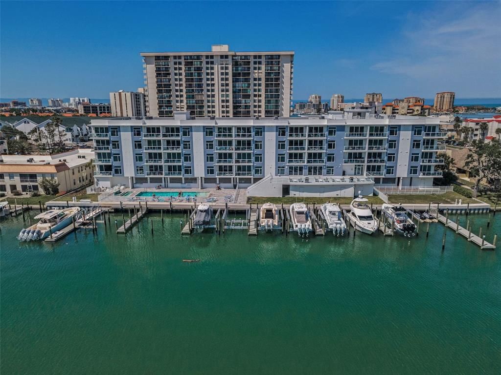 415 ISLAND WAY 205, Clearwater Beach, FL 33767