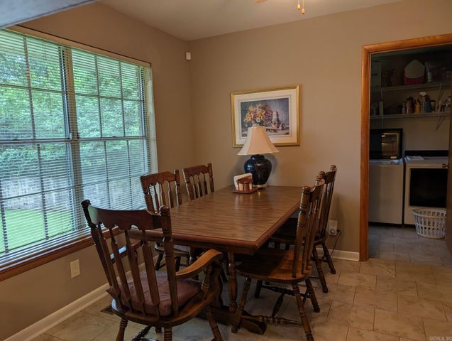 7023 W Markham, Little Rock, AR 72205