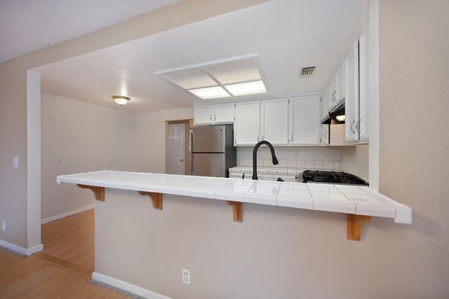 3805 A St, North Highlands, CA 95660