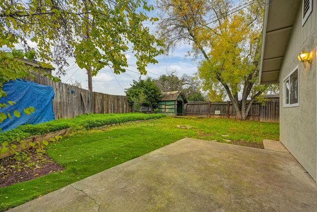 3805 A St, North Highlands, CA 95660