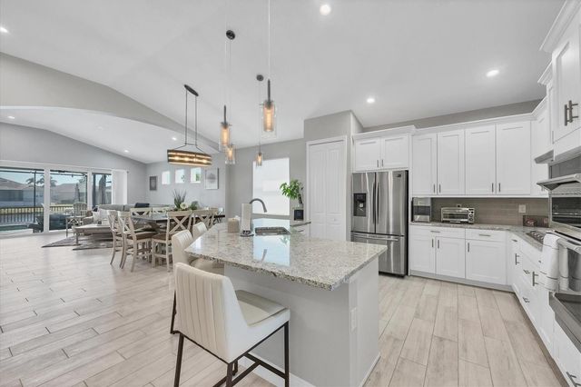 6233 CHAMPIONS ROW STREET, Bradenton, FL 34210