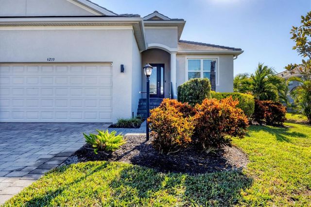 6233 CHAMPIONS ROW STREET, Bradenton, FL 34210