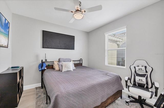 6233 CHAMPIONS ROW STREET, Bradenton, FL 34210