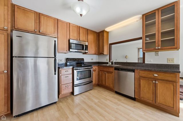 1749 Vermont Drive, Elk Grove Village, IL 60007