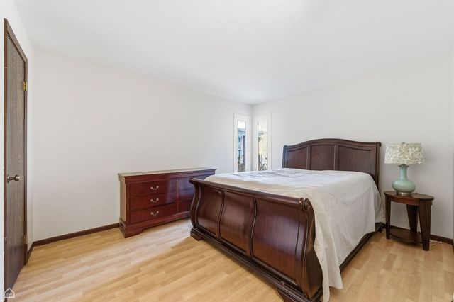 1749 Vermont Drive, Elk Grove Village, IL 60007