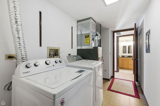 1749 Vermont Drive, Elk Grove Village, IL 60007