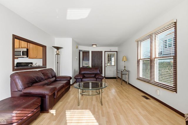 1749 Vermont Drive, Elk Grove Village, IL 60007