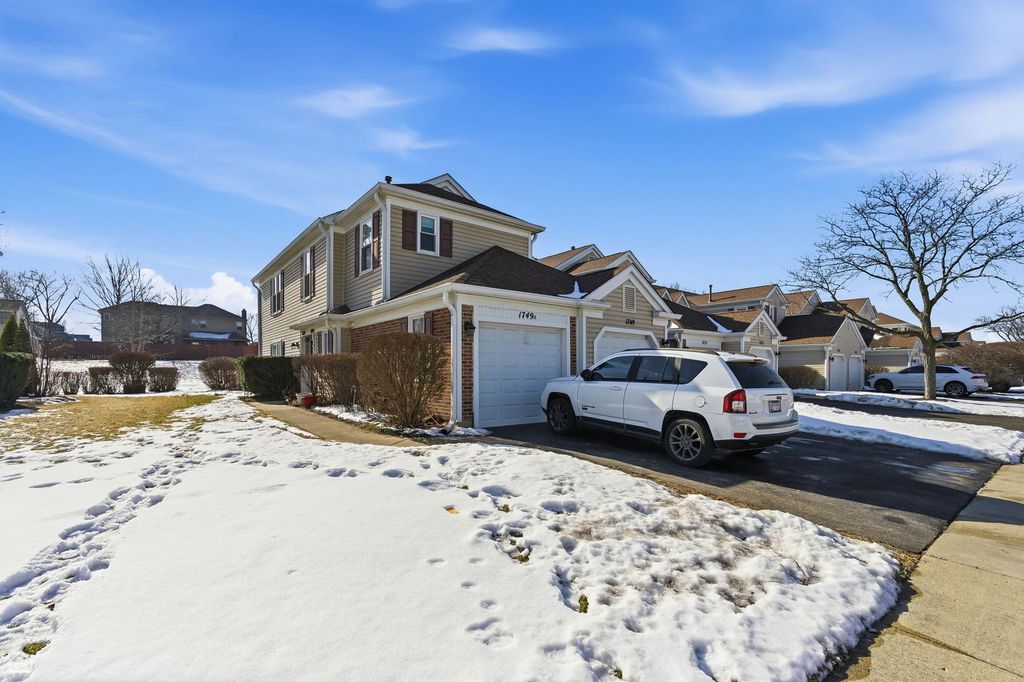 1749 Vermont Drive, Elk Grove Village, IL 60007