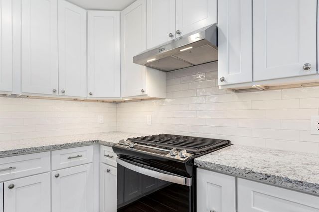 10218 Moorberry Lane, Houston, TX 77043