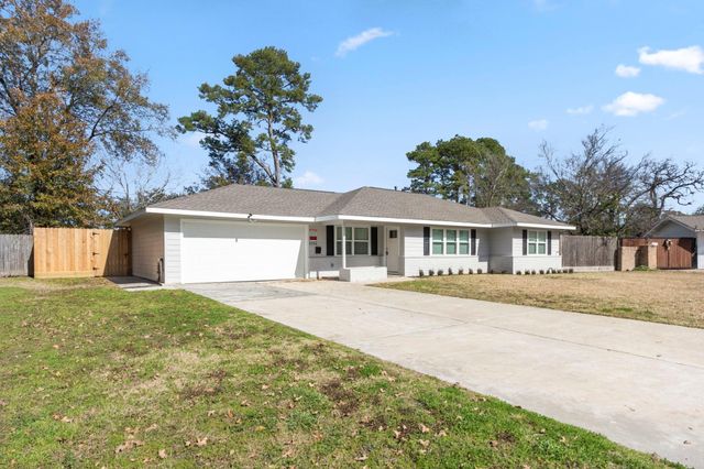 10218 Moorberry Lane, Houston, TX 77043