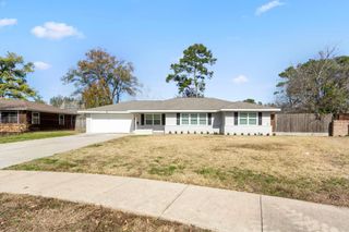 10218 Moorberry Lane, Houston, TX 77043