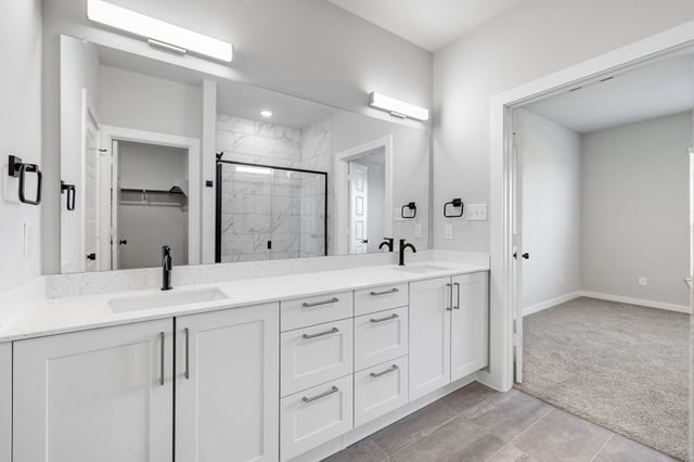 4011 Clovis Street, Midlothian, TX 76065