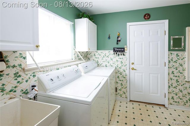 5786 Ortman Drive, Sterling Heights, MI 48314