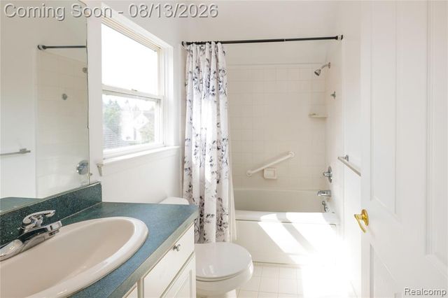 5786 Ortman Drive, Sterling Heights, MI 48314