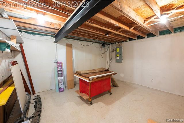 5786 Ortman Drive, Sterling Heights, MI 48314