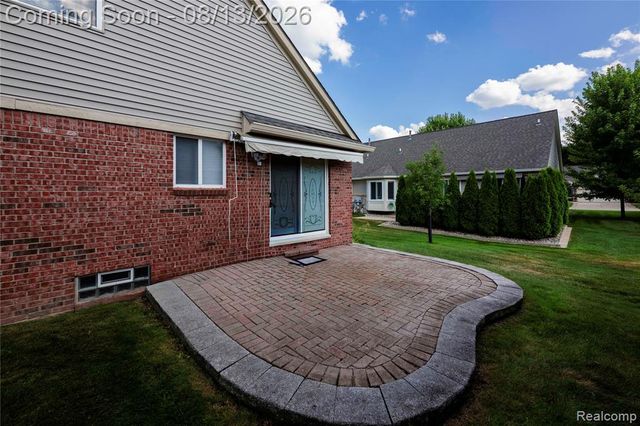 5786 Ortman Drive, Sterling Heights, MI 48314