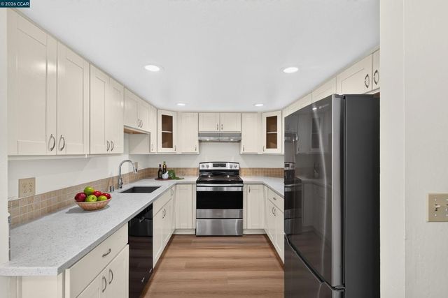 1707 Dalessi Dr, Pinole, CA 94564