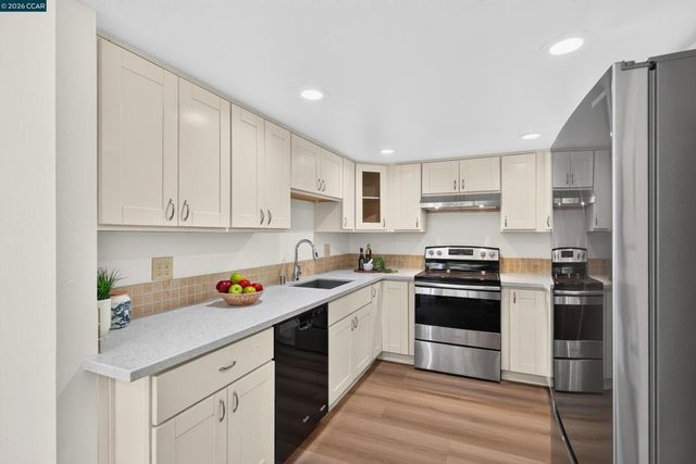 1707 Dalessi Dr, Pinole, CA 94564