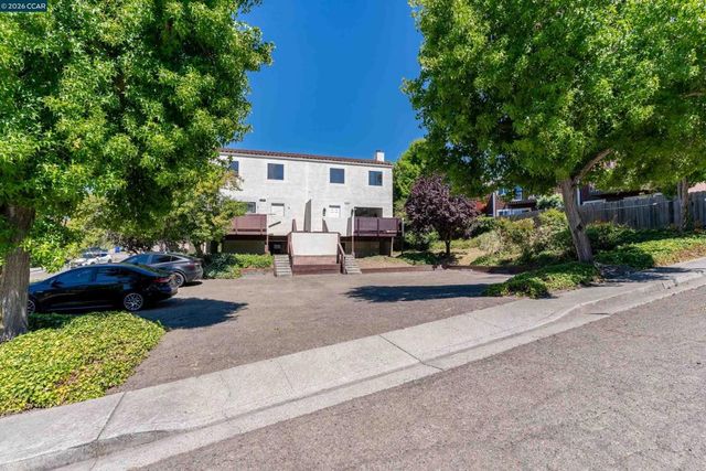 1707 Dalessi Dr, Pinole, CA 94564