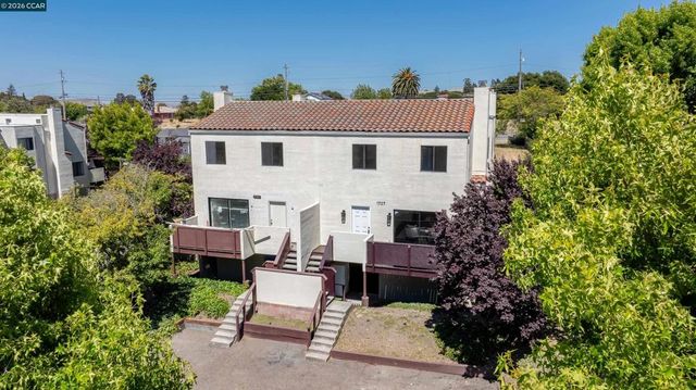 1707 Dalessi Dr, Pinole, CA 94564