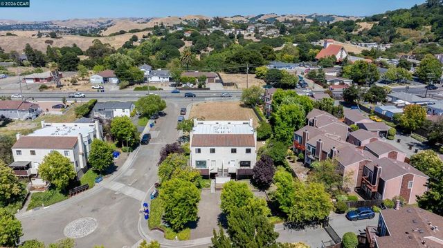 1707 Dalessi Dr, Pinole, CA 94564